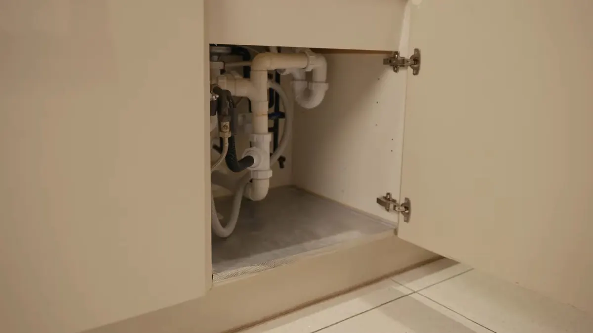 Sink faucet and supply connection for Plumber in South Pottstown, PA | Pottstown Plumbing Pros in South Pottstown, PA